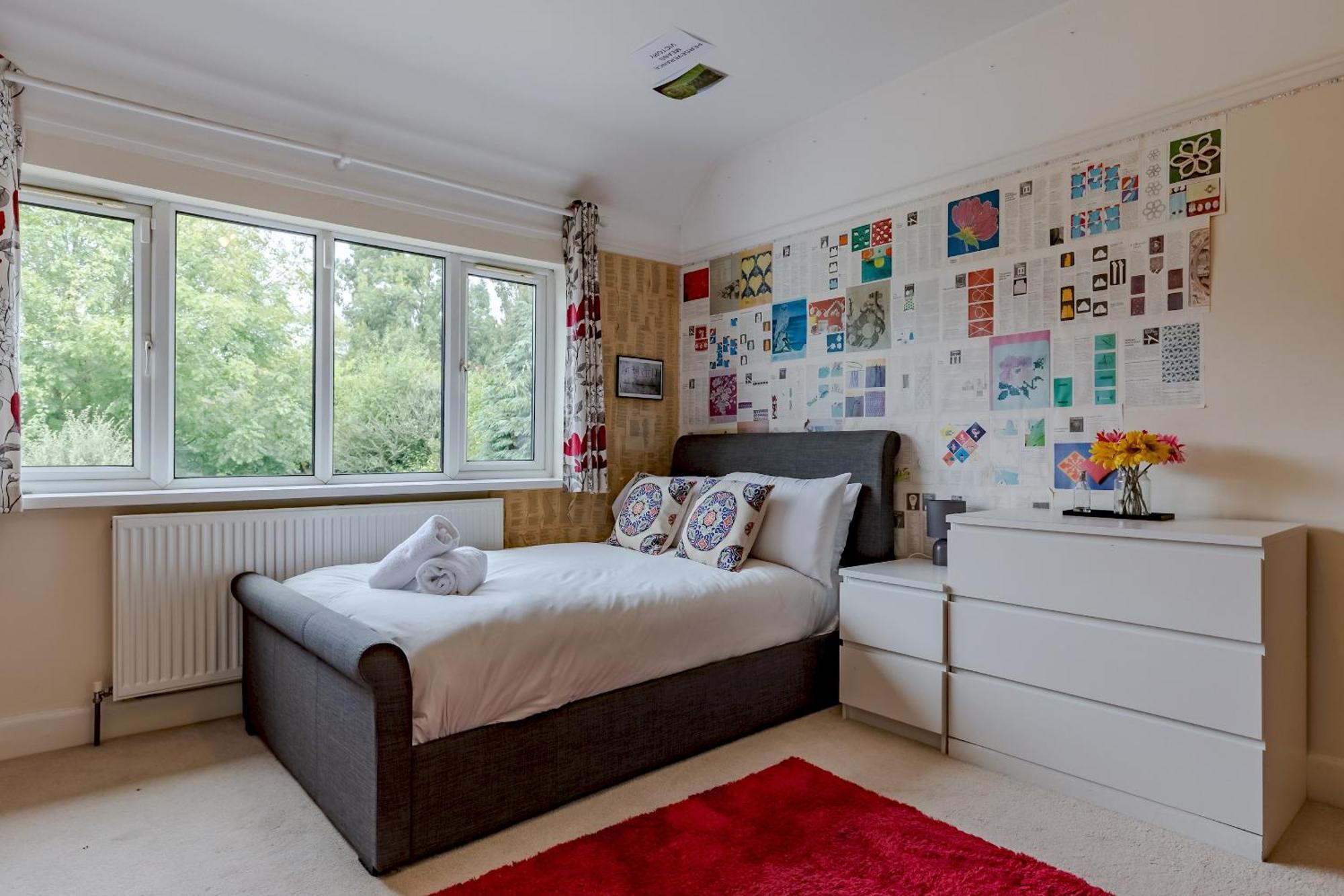 Spacious 4-bed Family With Garden Parking Pass The Keys Holiday home Birmingham